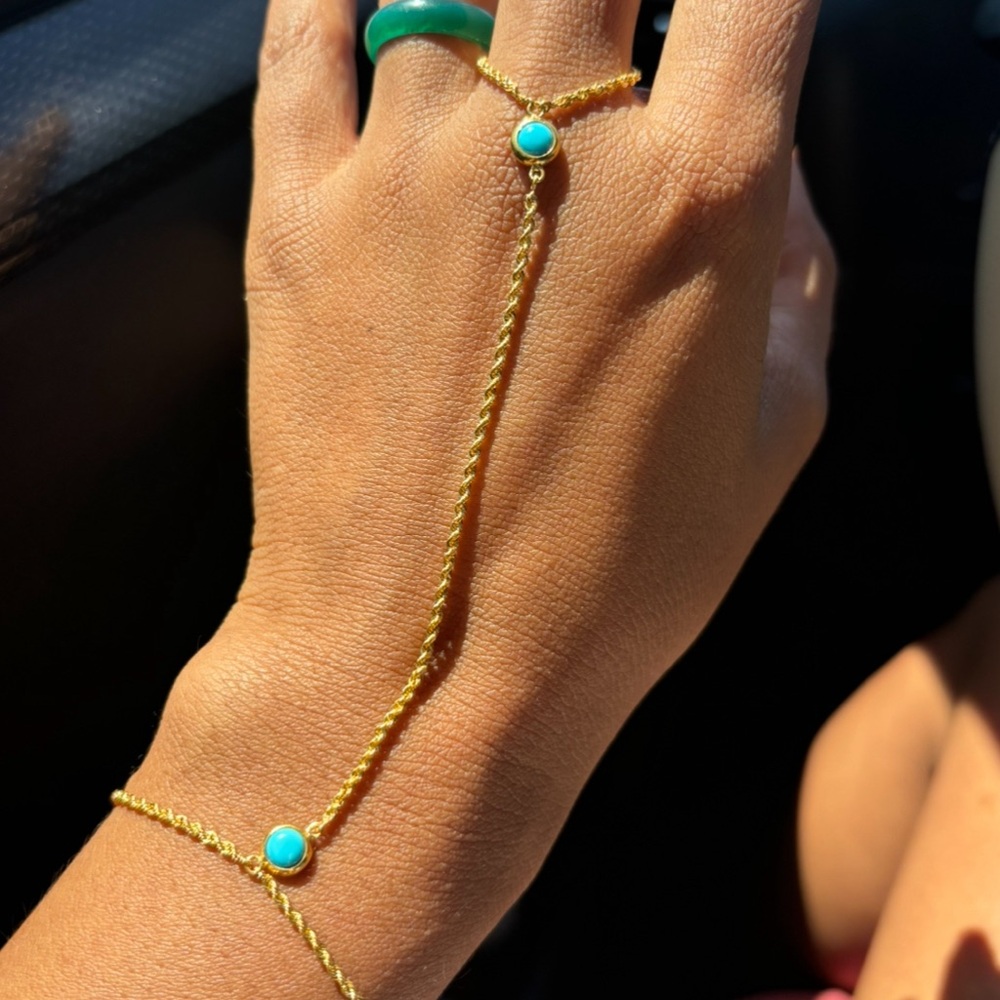 Title:
18K Solid Gold Hand Chain Bracelet with Sleeping Beauty Turquoise